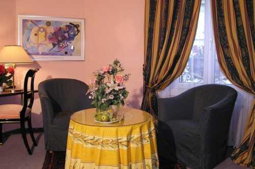 Hotel Capitole جنيفا الغرفة الصورة